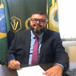 PRESIDENTE